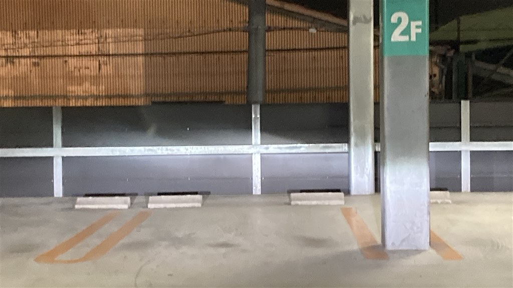 Hidは日々劣化している フィリップス エクストリーム アルティノン xfx2 Hid 6700k D2s D2r Porsche Com さんのレビュー評価 評判 価格 Com