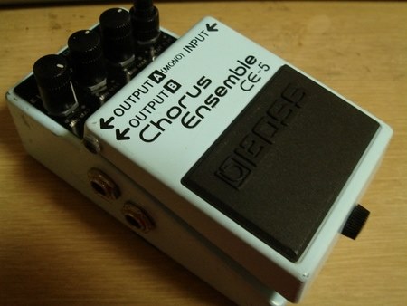 BOSS CE-5 (Chorus Ensemble) コーラス ボス ｜イケベ楽器店