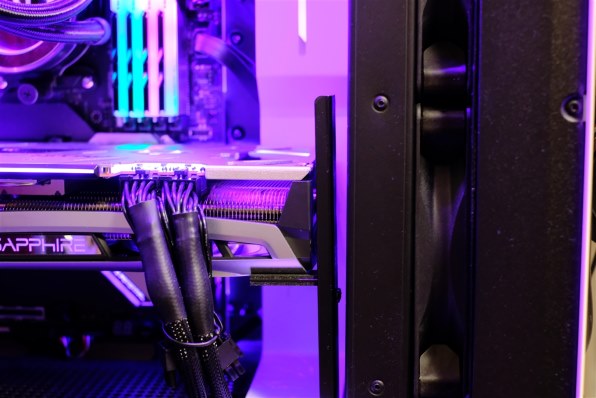 SAPPHIRE SAPPHIRE NITRO+ RADEON RX 6800 XT OC 16G GDDR6 SAPPHIRE SAPPHIRE NITRO+ RADEON RX 6800 XT OC 16G GDDR6