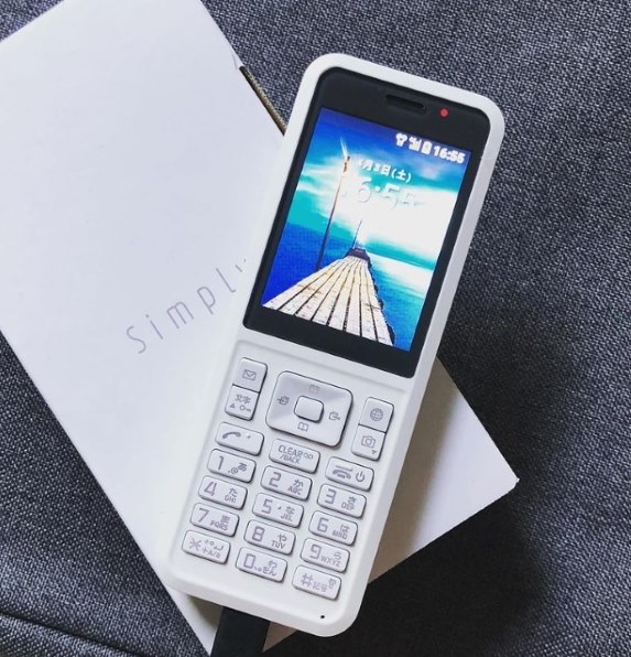 スマートフォン/携帯電話 携帯電話本体 セイコーソリューションズ Simply 603SI [ダークブルー] 価格比較 