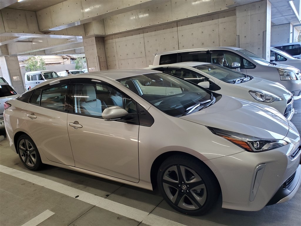 50プリウス前期 プリウス50系前期用フロントスポイラー Gスクエア・バルサリーニエアロ