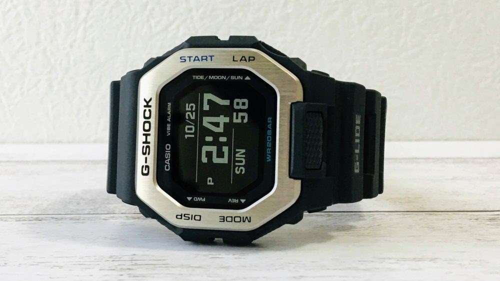 スクエアフェイス×スマホの通知連携 を併せ持つ唯一のG-SHOCK