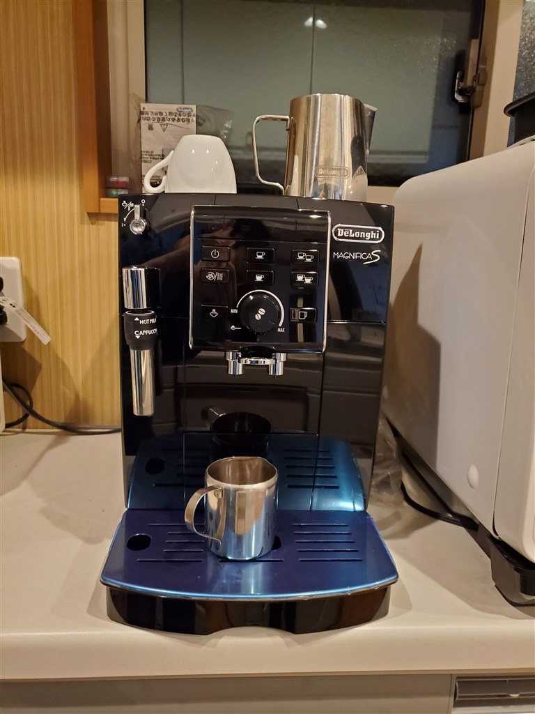 デロンギ エスプレッソマシン マグニフィカS ブラック ECAM23120BNDeLonghi