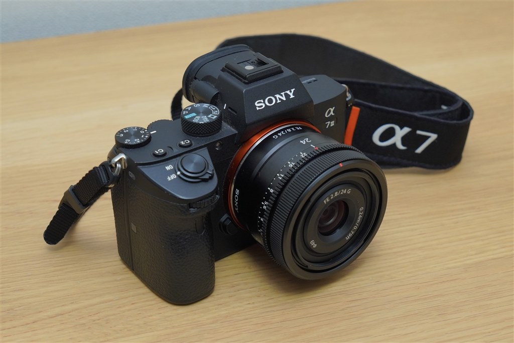 SONY FE 24mm F2.8 Gレンズ-