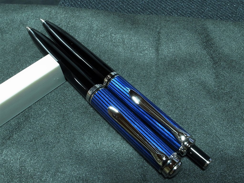 D405購入 ペリカン スーベレーン405 0 7mm ブルー縞 あと二日さんのレビュー評価 評判 価格 Com