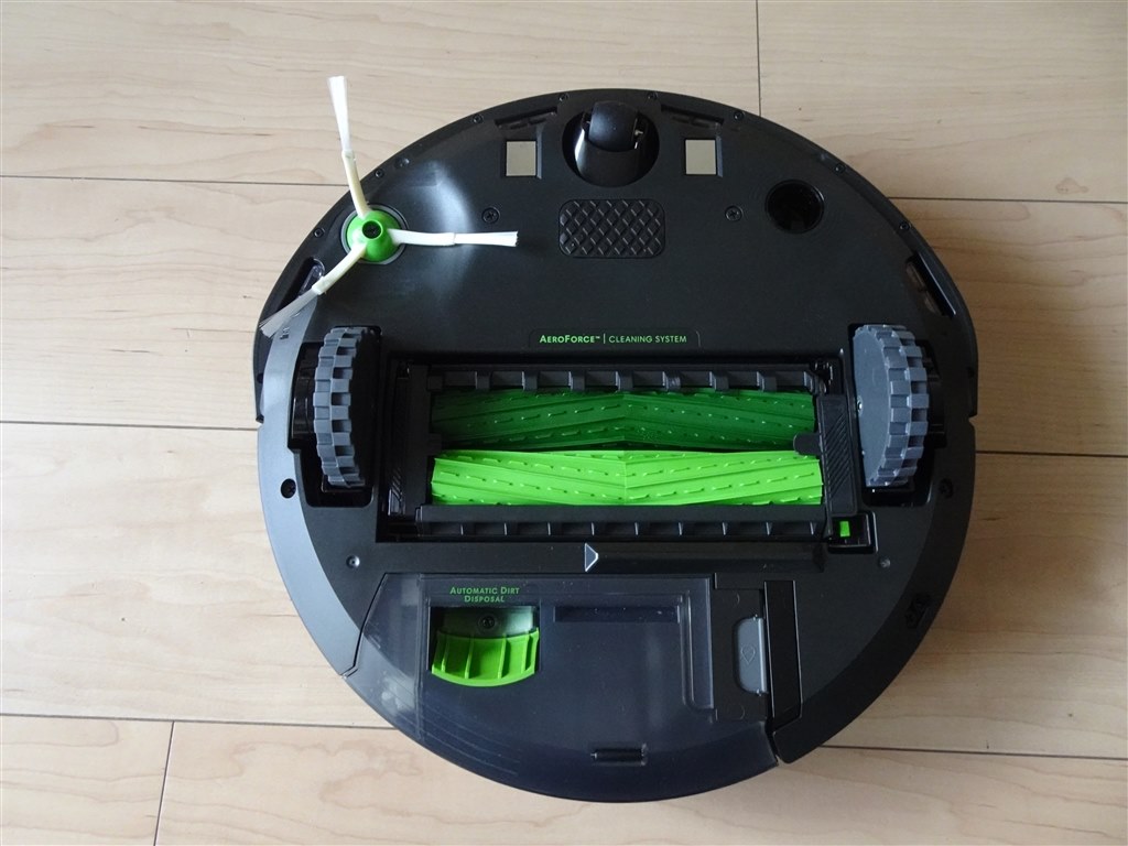 10万円以下で買える、ルンバのゴミ捨て不要モデルが登場！』 iRobot
