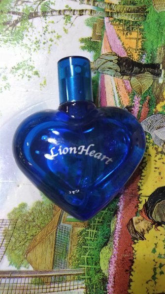 絶妙なネーミング 若い方向けです エンジェルハート ライオンハート Edt 50ml Ma Rsさんのレビュー評価 評判 価格 Com