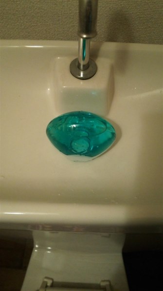 小林製薬 液体ブルーレットおくだけ 除菌ex 黒ズミ対策 スーパーミントの香り つけかえ用 70ml投稿画像 動画 価格 Com