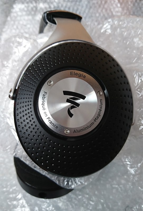 focal elegia 目立つ傷無し focal elegia 目立つ傷無し