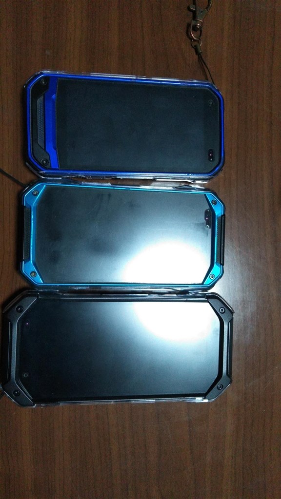 値下げ！未使用京セラTORQUE X01+中古（充電器+バッテリー+背面カバー） 値下げ！未使用京セラTORQUE X01+中古（充電器+バッテリー+背面