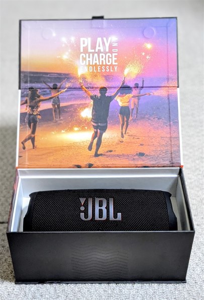 【新品未開封】JBL CHARGE5 ブラック単品