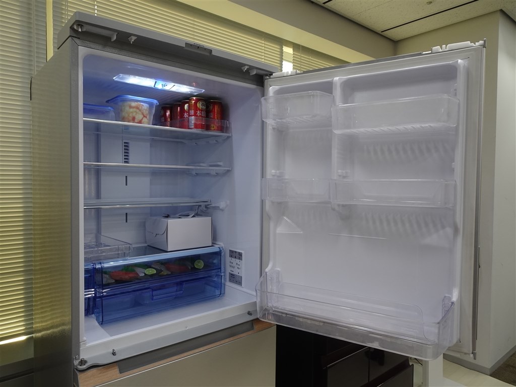 動線とデザインにこだわったシャープの冷凍冷蔵庫の両開きタイプ』 シャープ SJ-MW46H-S [ライトメタル] 神野恵美さんのレビュー評価・評判 -  価格.com