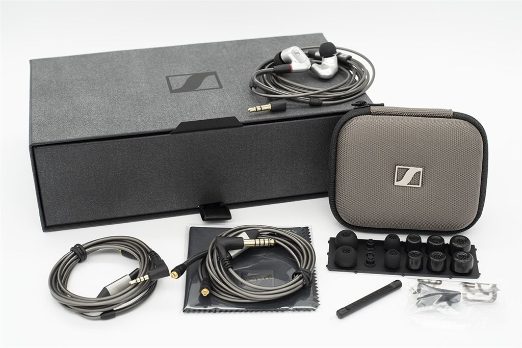 アルミ筐体らしいブライトで響きのある鳴り、歪感は極小