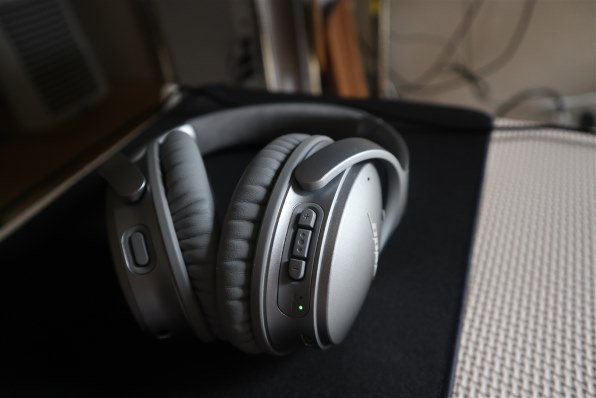 Bose QuietComfort 35 wireless headphones II 価格比較 - 価格.com