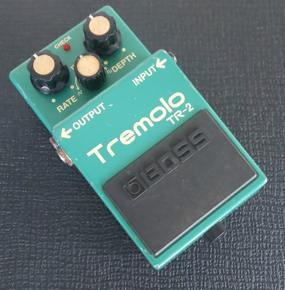 BOSS Tremolo TR-2 価格比較 - 価格.com