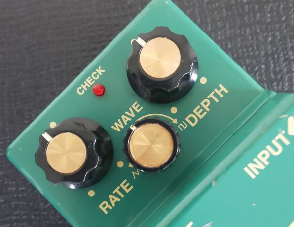 BOSS Tremolo TR-2 価格比較 - 価格.com