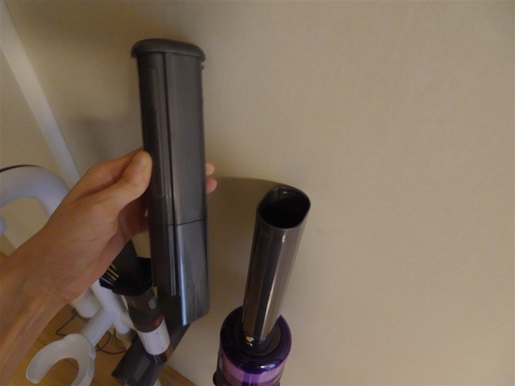 小回りのよさが魅力！ダイソンのデュアルブラシ採用スティック