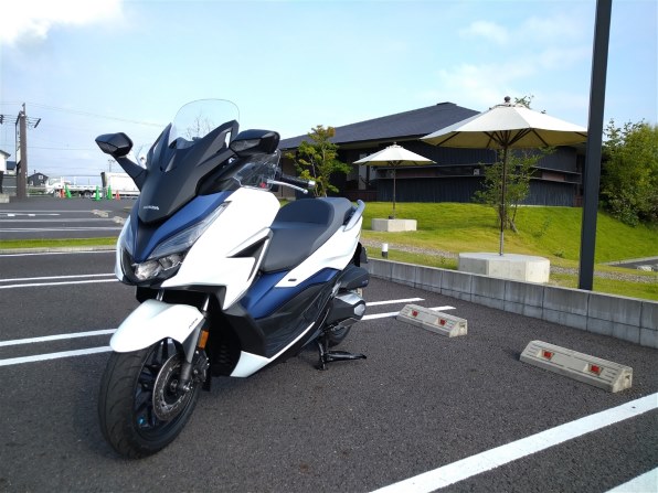 前車スカイウェイブcj46aとの比較など ホンダ フォルツァ みろ山さんのレビュー評価 評判 価格 Com