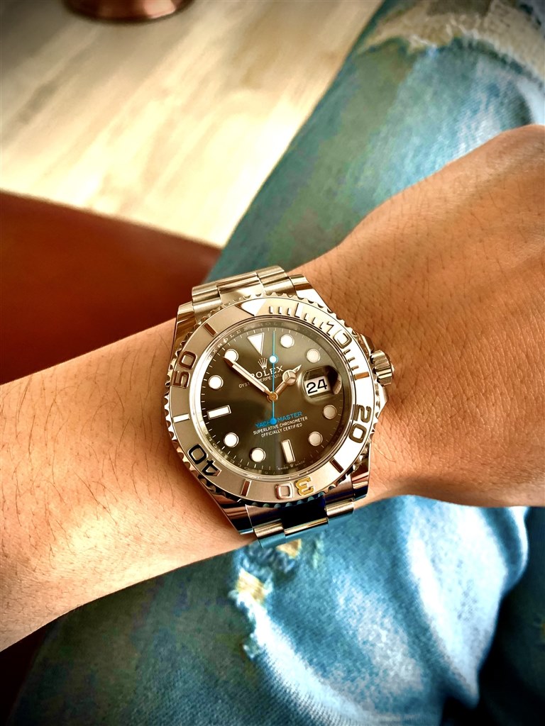 review_596871_f.jpg