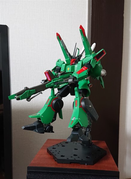 BANDAI HG 1/144 機動戦士ガンダムZZ ドーベン・ウルフ投稿画像・動画