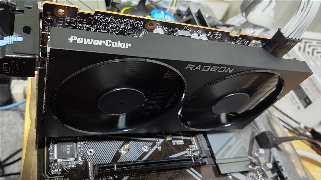 玄人志向 RD-RX6600XT-E8GB/DF AMD RADEON RX 6600 XT 搭載