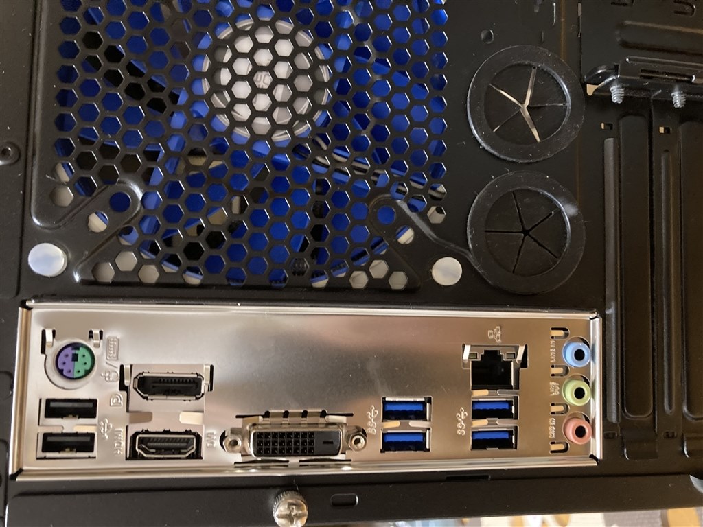 必要最低限だが、、、安定しています』 ASUS PRIME B460M-A 東方不在