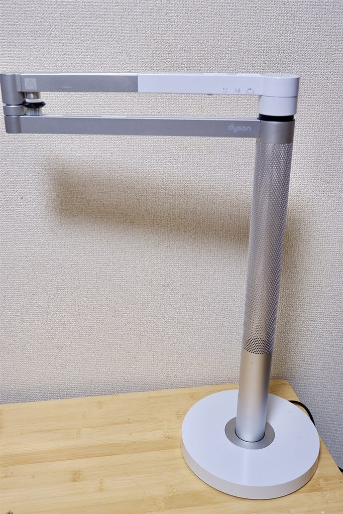 ☆新作の商品☆ 今日まで！Dyson Lightcycle Morph Desk ホワイト