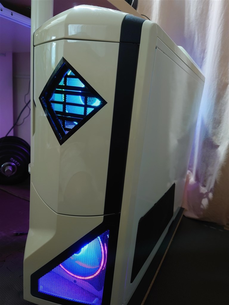 NZXT PHANTOMフルタワーブラック クリアサイドパネル 純正パネル付き 全品送料無料】 NZXT 純正パネル クリアサイドパネル PHANTOM