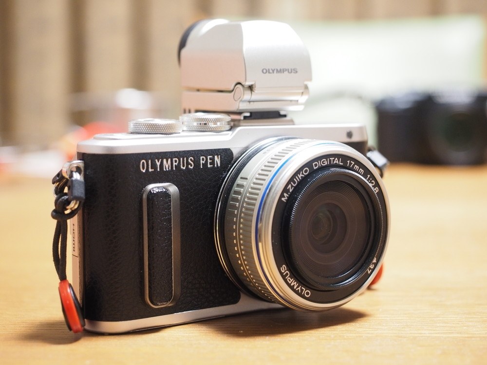 OLYMPUS E-PL8 ブラック-