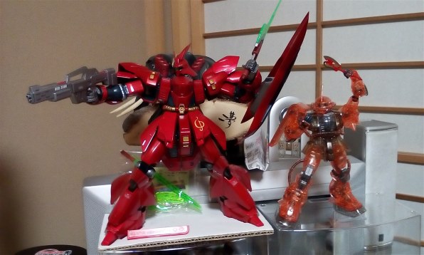 BANDAI MG 1/100 機動戦士ガンダム 逆襲のシャア サザビー Ver