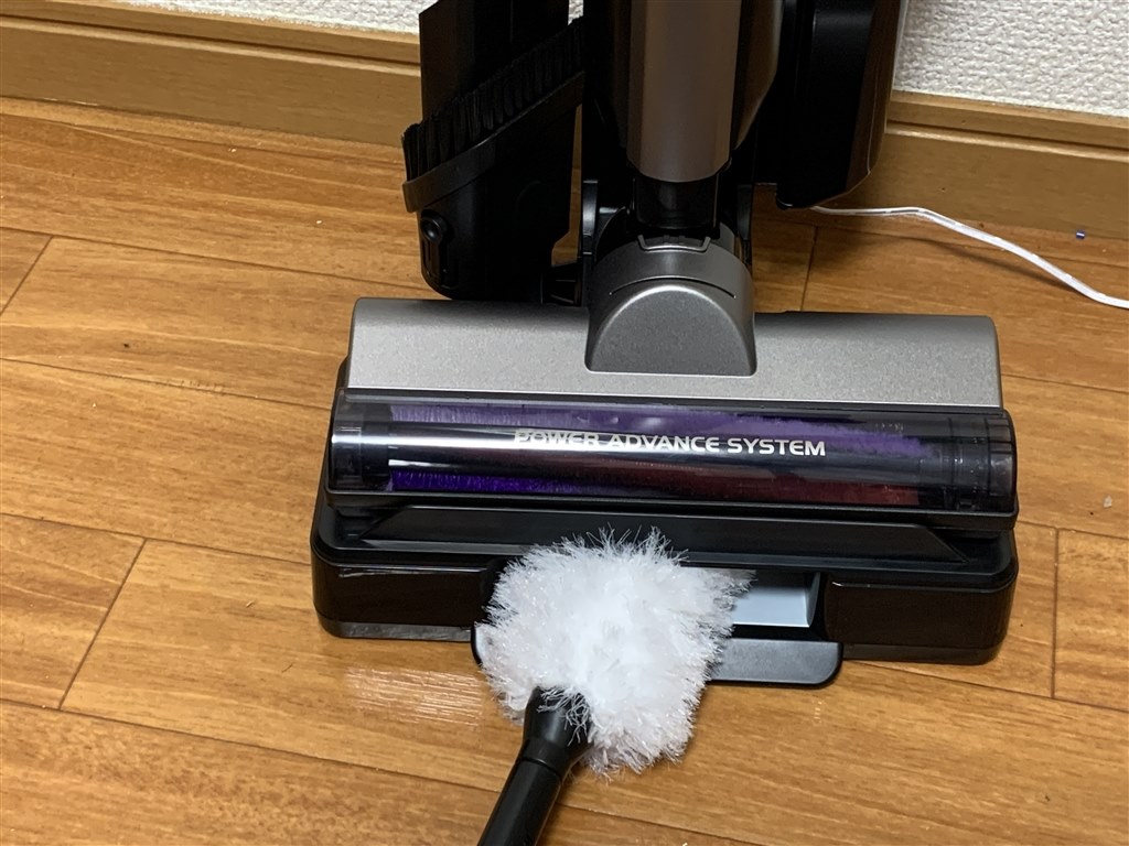 静電モップが付属する本体幅63mmの超薄型スティック』 アイリス