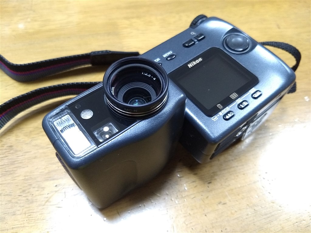 期間限定スペシャル Nikon デジタルカメラCOOLPIX990 稼働品 - カメラ