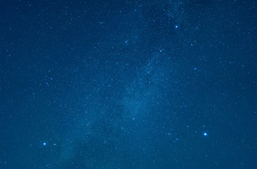 魅力的なレンズだと思います。買って損した気分はありません。』 SONY