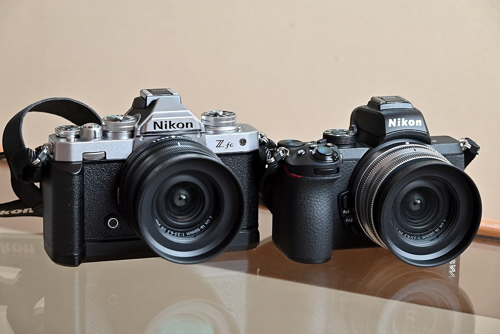 ニコン Nikon Z fc用エクステンショングリップ Z Z fc-GR1 - カメラ