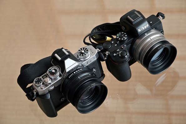 オンライン価格 Nikon Zfc用 エクステンショングリップ Z fc-GR1