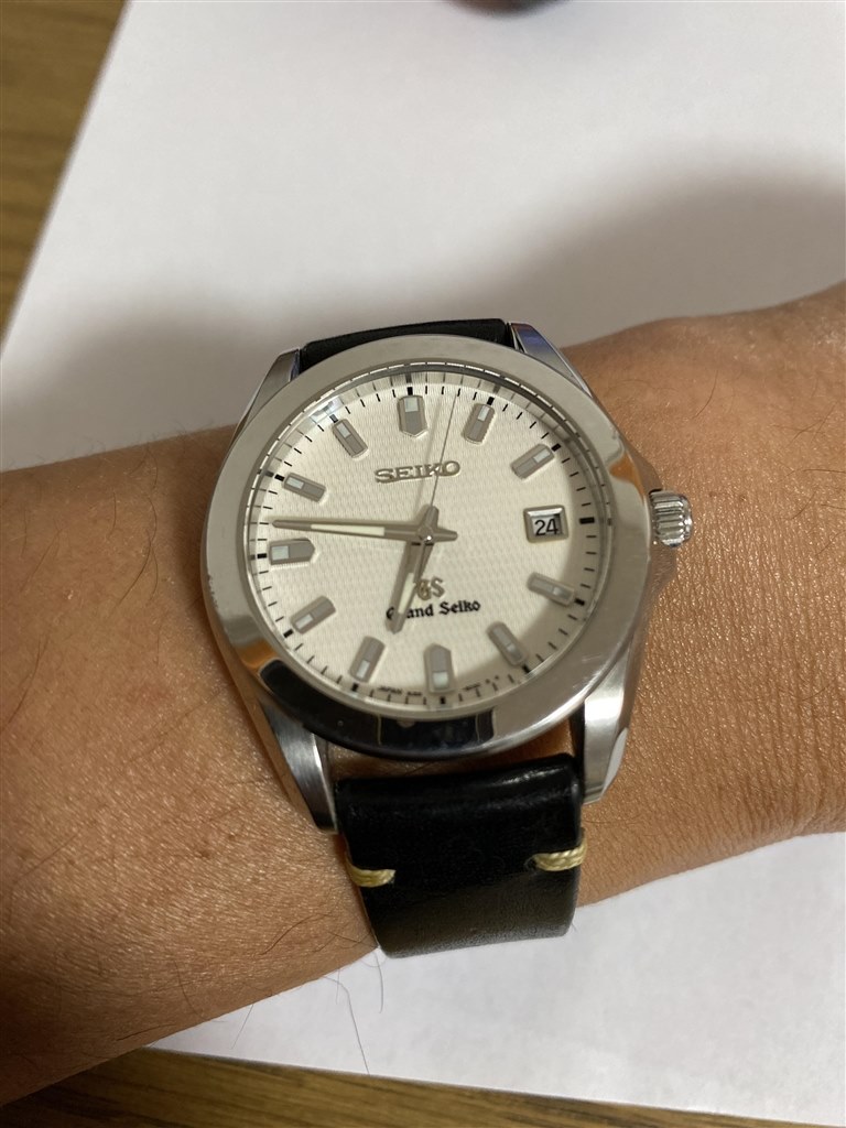 白文字盤はオールマイティ』 セイコー Grand Seiko SBGF017 Live