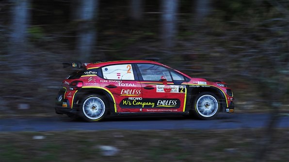 完成品WRC10 FIA 世界ラリー選手権 家庭用ゲームソフト