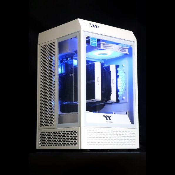 Thermaltake The Tower 100 Snow Edition CA-1R3-00S6WN-00 [ホワイト