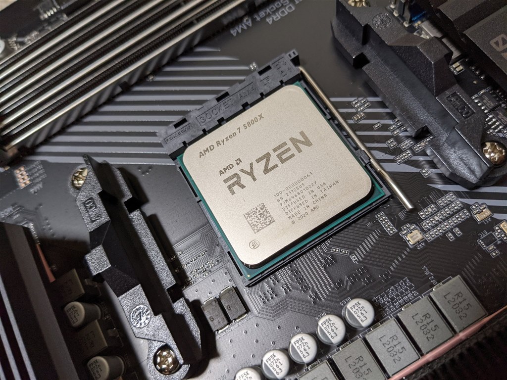 8C16Tのパワーを感じられて大変良い製品です』 AMD Ryzen 7 5800X BOX 