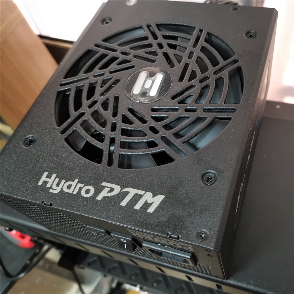 高品質電源の選択肢に新たに追加。』 FSP Hydro PTM PRO 1000W HPT2