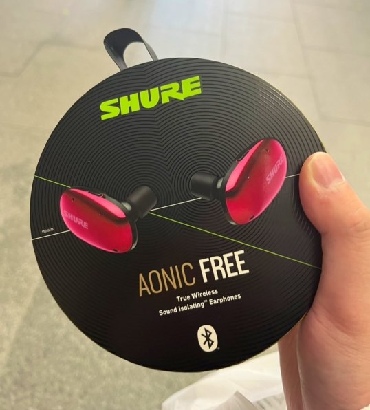 SHURE シュア AONIC FREE 完全ワイヤレスSBE1DYBK1-A AONIC FREE - True Wireless Sound Isolating Earphones - Shure USA