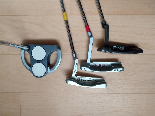 オデッセイホワイトホットロッシーパター 34インチ ヘッドカバー付き オデッセイ ホワイト ホット プロ ブラック ROSSIE パター [34インチ