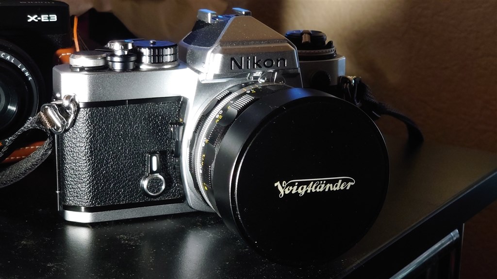 フィルムでこそ生きるレンズ』 コシナ フォクトレンダー ULTRON 40mm F2 SL II S Aspherical [シルバーリム]  nobw2001さんのレビュー評価・評判 - 価格.com