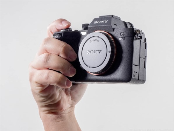 全方位で改善が見られる満足度の高いカメラだが要改善点もあり』 SONY