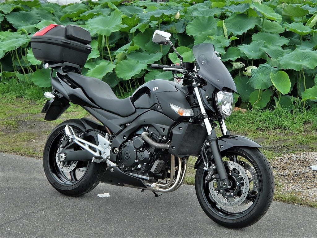 乗ると良さが分かります。』 スズキ GSR400 moonbikeさんのレビュー評価・評判 - 価格.com