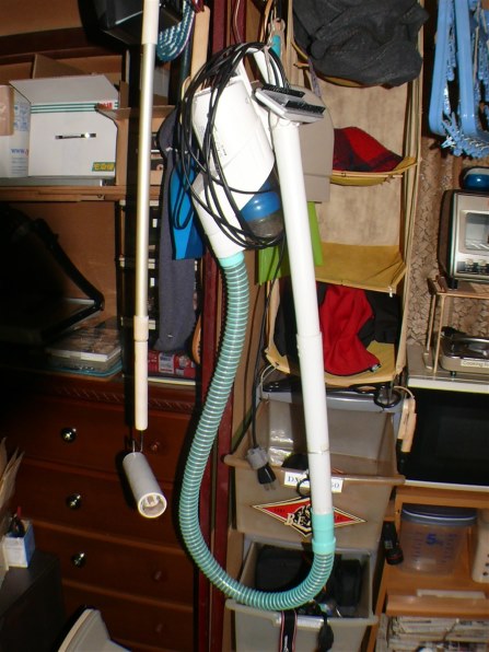 ツインバード 掃除機 サイクロン ハンディー クリーナー HC-EB41W 4975058525415.jpg