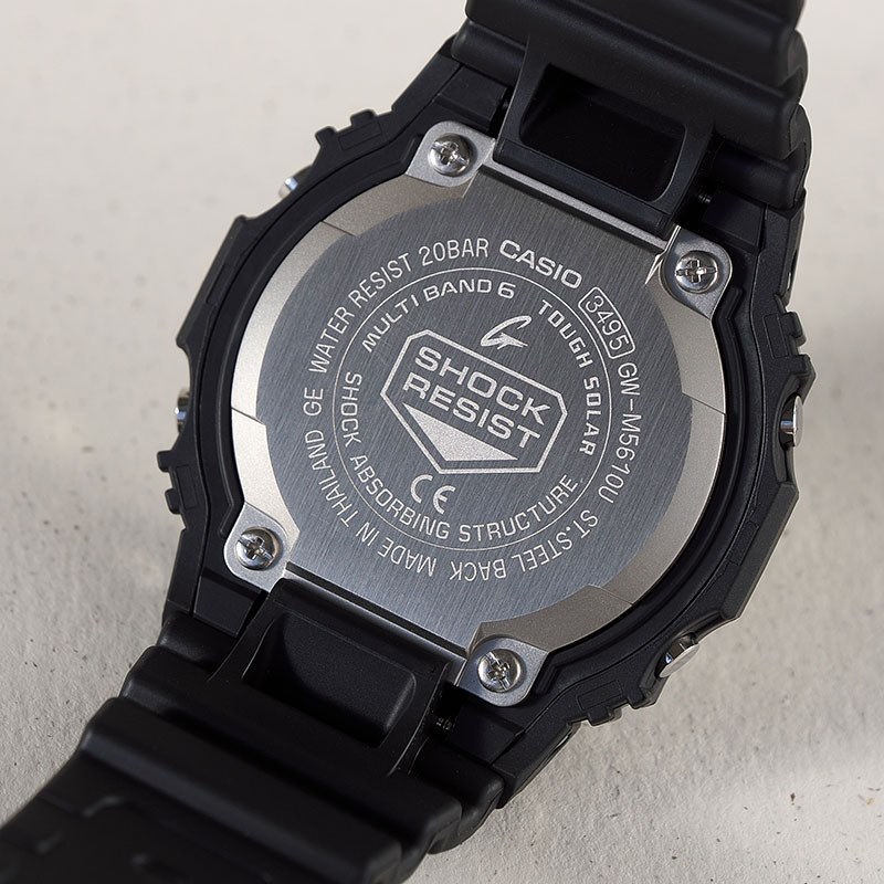 反転液晶表示は思ったよりも見づらかった』 カシオ G-SHOCK GW-M5610U