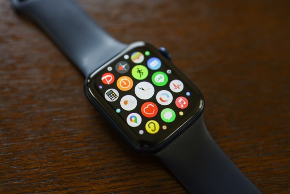 Apple Apple Watch Series 6 GPSモデル 40mm スポーツバンド 価格比較