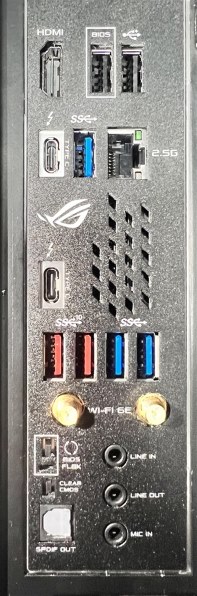 ROG STRIX Z690-I GAMING WiFi 本体 ROG STRIX Z690-I GAMING WIFI | ROG Strix | Gaming