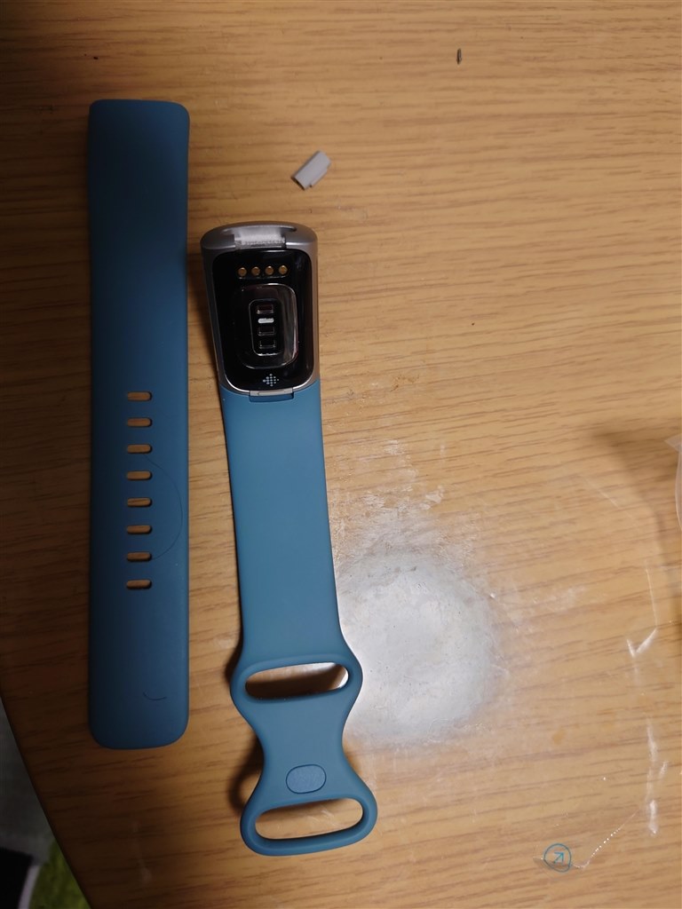 1回も使用せず使えなくなった』 Fitbit Fitbit Charge 5 FB421SRBU ...